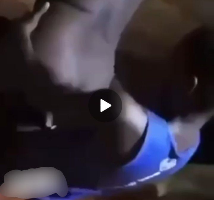 Village people caught young 18yrs old boy fucking him grandpa in uncompleted building