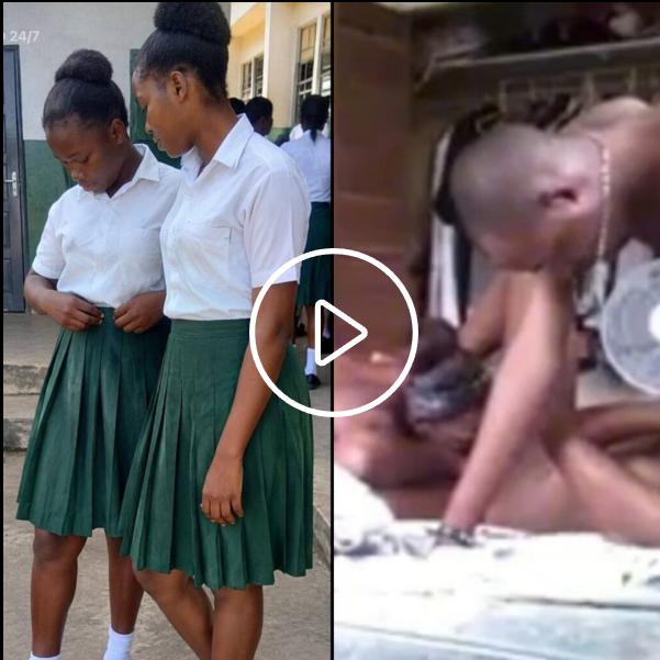 High school students have threesome with English teacher