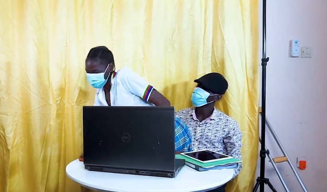 Horny Ghanaian Student in Nose mask came to Check on her Teacher and this Happened